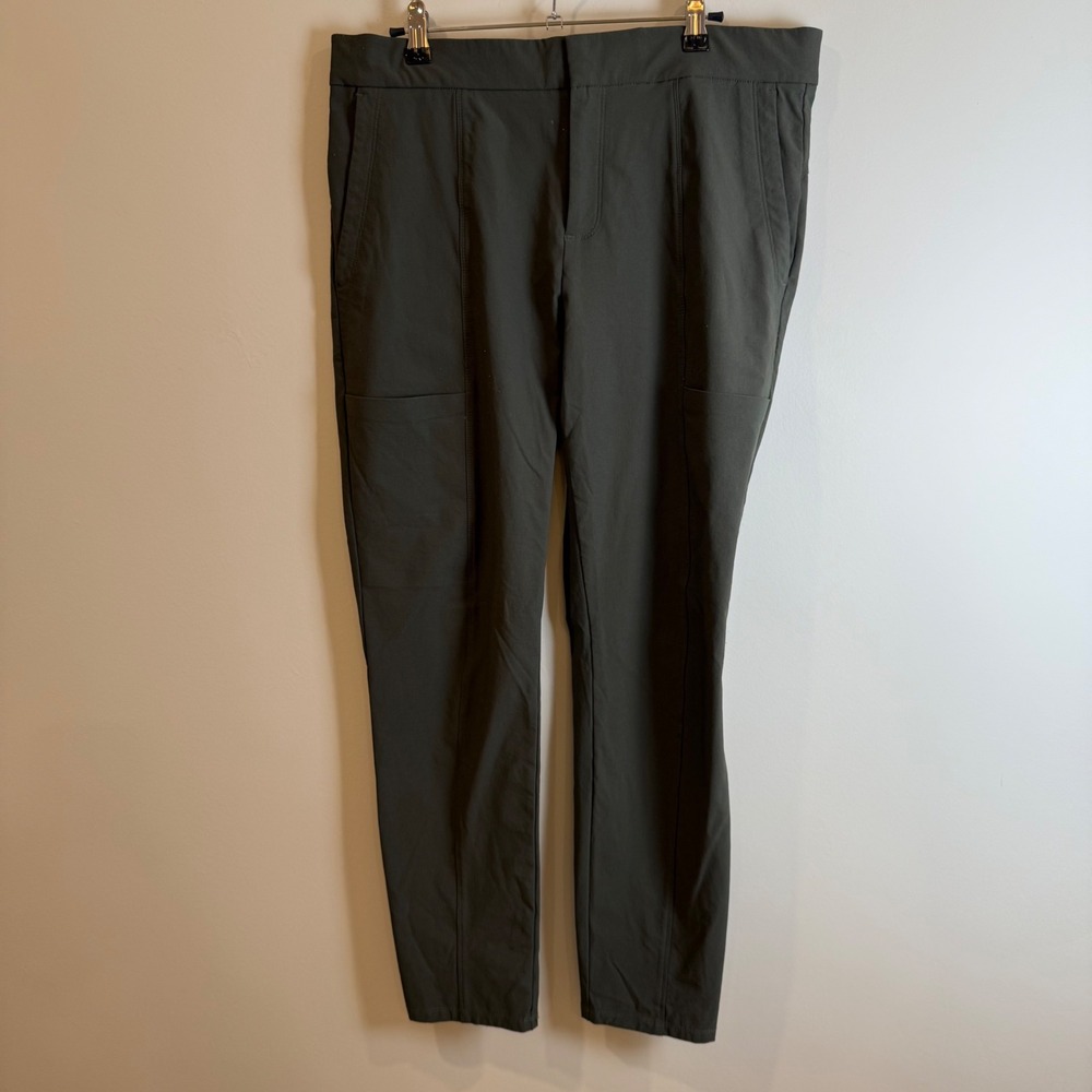 Athleta Wander Stash Skinny Pant Olive Green Size 12 Travel Stretch Athleisure